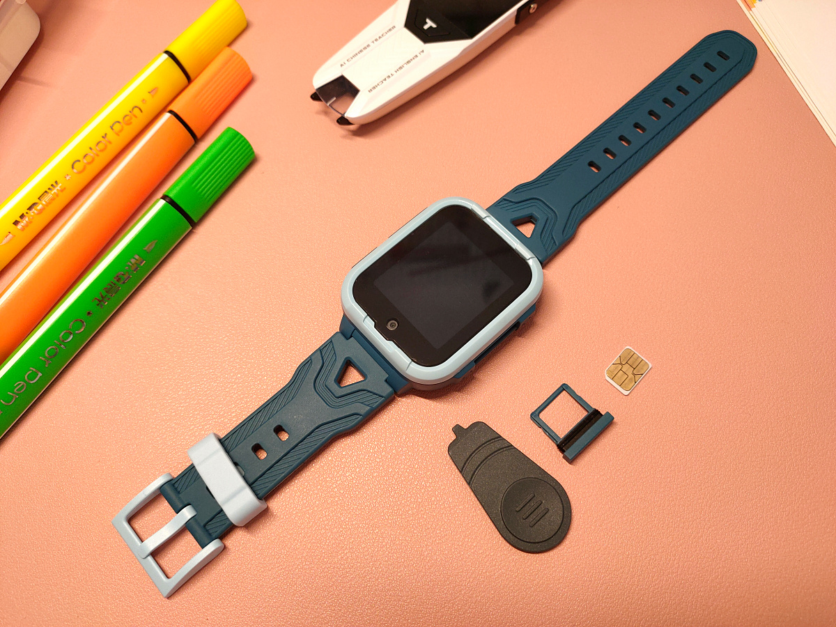 儿童微信+10重AI定位加持：360儿童电话手表10X体验