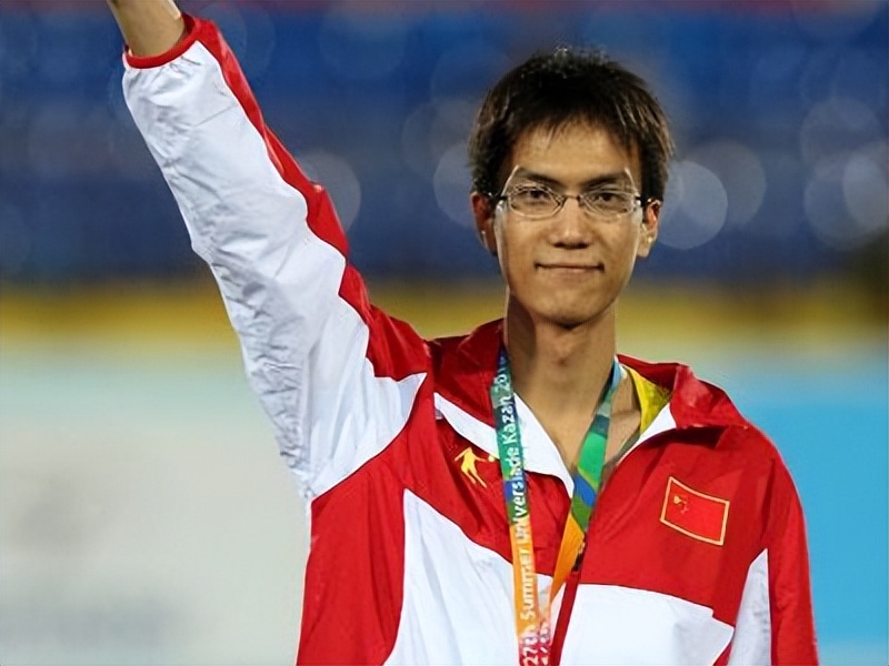 通过高考检验，那些中国体育的真学霸，有人在清华，有人读到博士