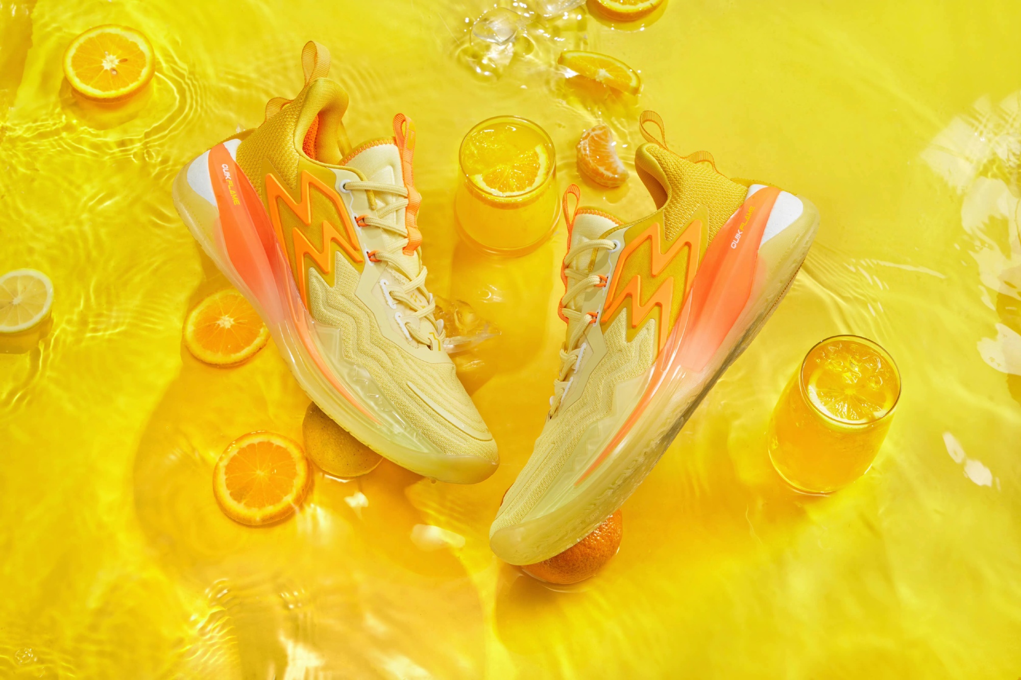 匹克和361篮球鞋哪个好（国产新品！匹克帕克4代回归，361度新鞋好帅，特步抄袭李宁驭帅？）