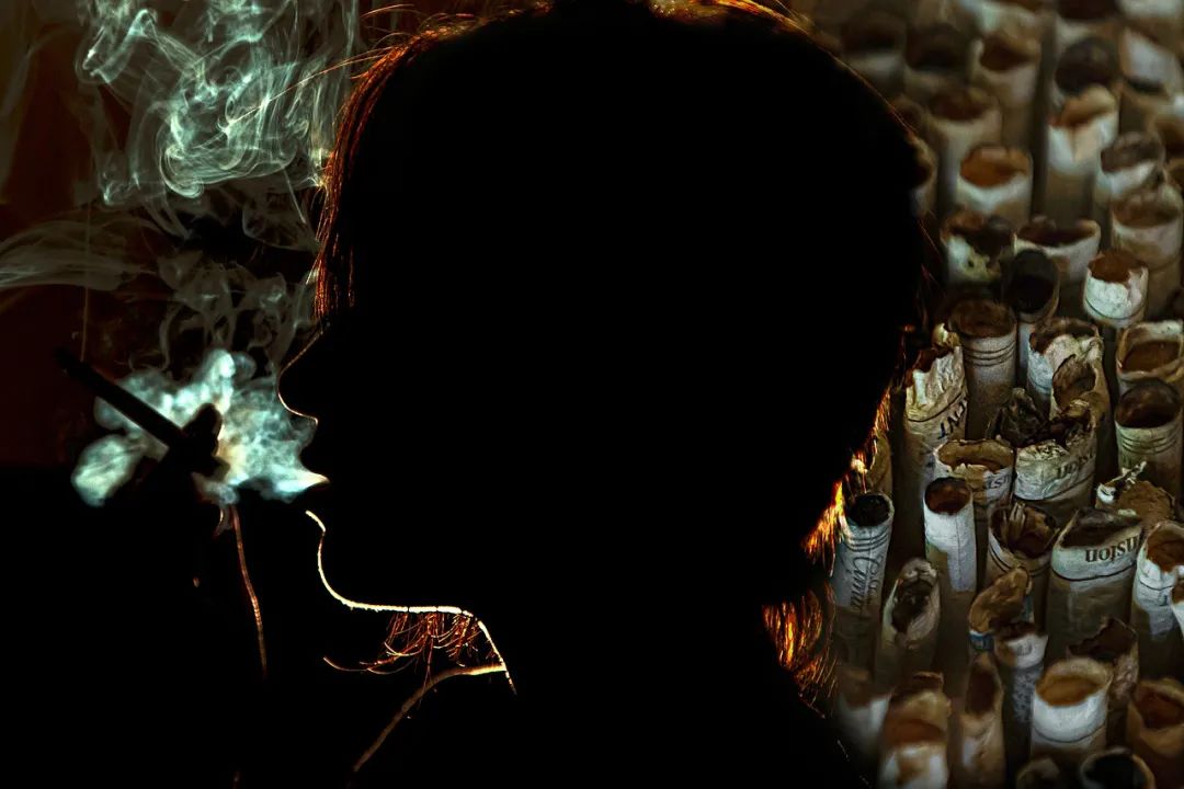 中国电子烟将告别风味时代，悦刻思摩尔何去何从，行业将如何洗牌