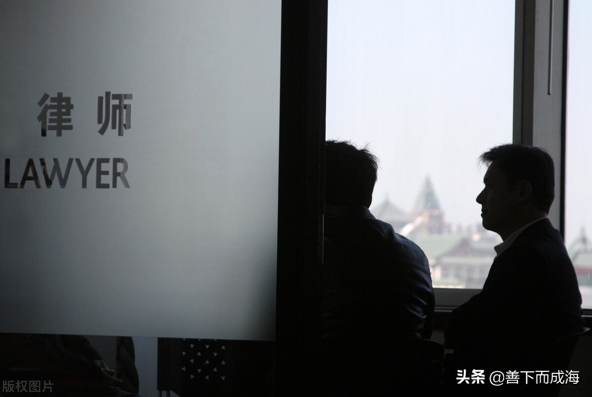 官司打完了却不付律师费，律所诉至法院又被驳回。这回亏大了