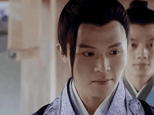 古装丑男？不，现代美男