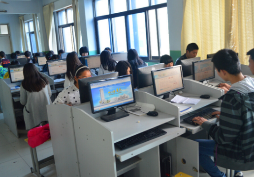 高考上专科和单招上专科，两者有啥不同？招生办主任的话点醒众人