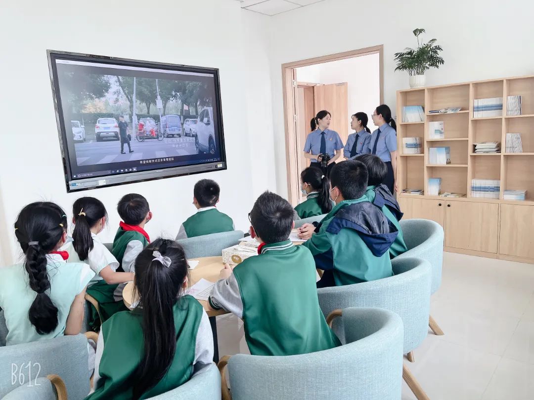 法治护航 守护成长｜天府新区永兴小学开展法治教育进校园系列活动