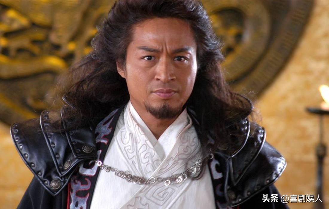 失业演员现状有多惨？摆地摊卖菜，当搬运工，怀着孕还在卖房