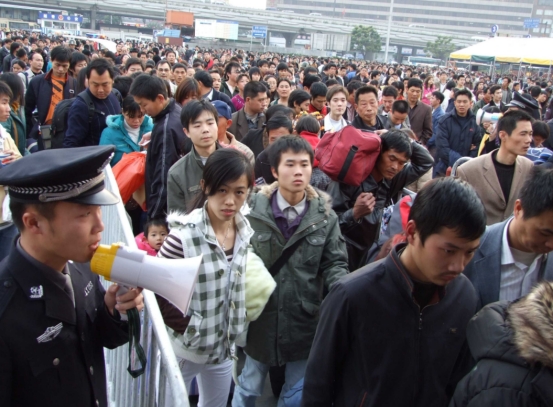 2022春运返乡，购票更严了，除实名制又多一步骤，每张车票都需要