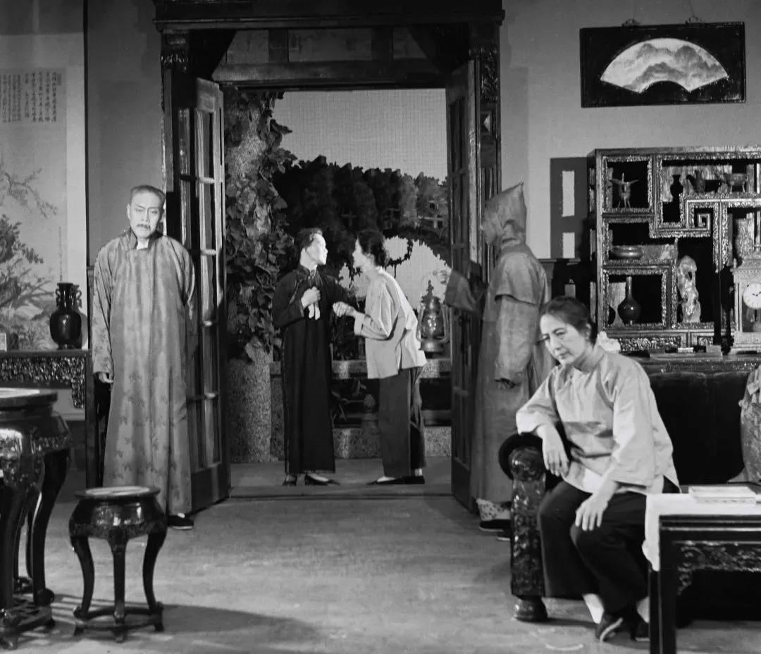 《雷雨》杨立新版