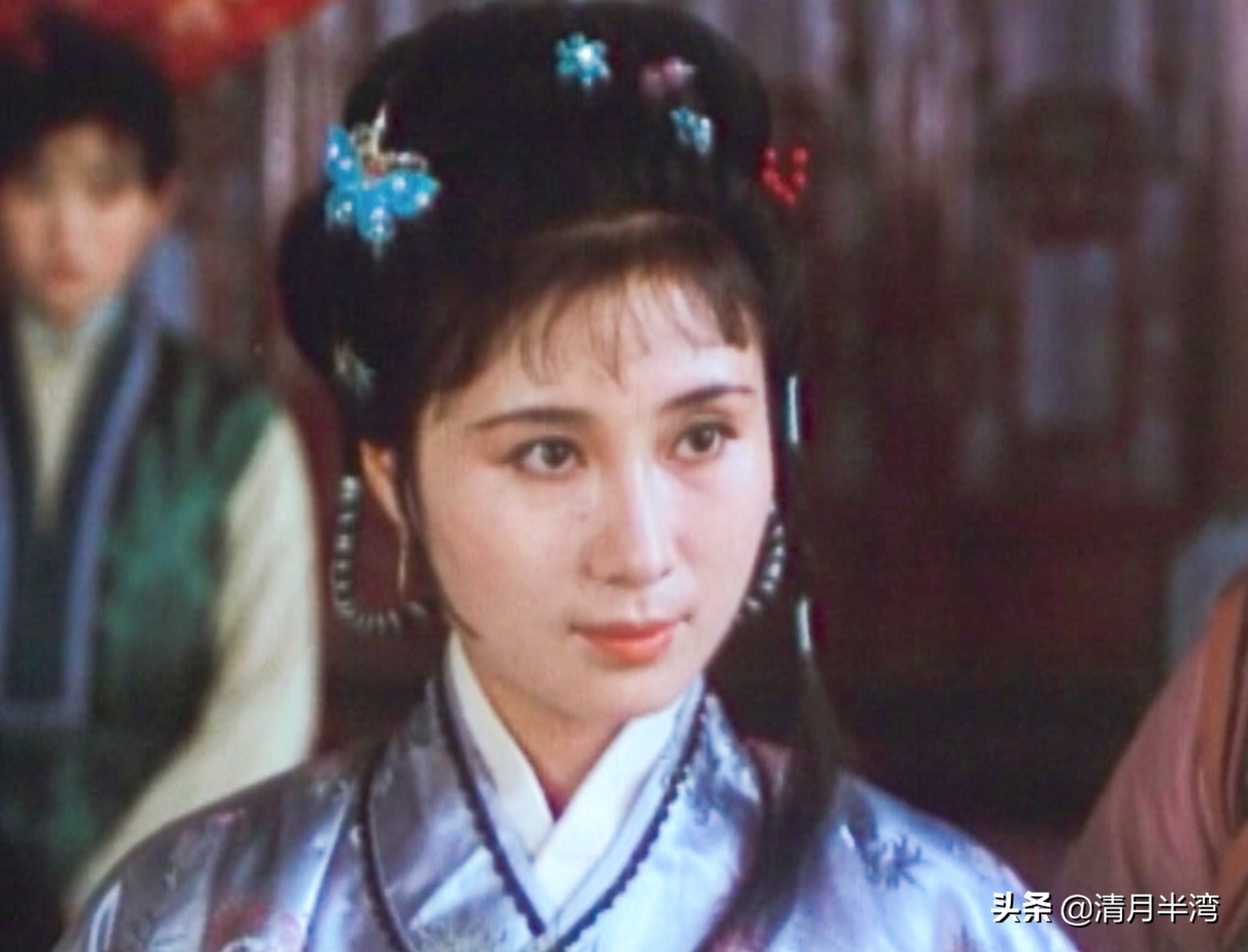 北影版《红楼梦》40位美人集锦，耐看不撞脸，打酱油的都惊鸿一瞥