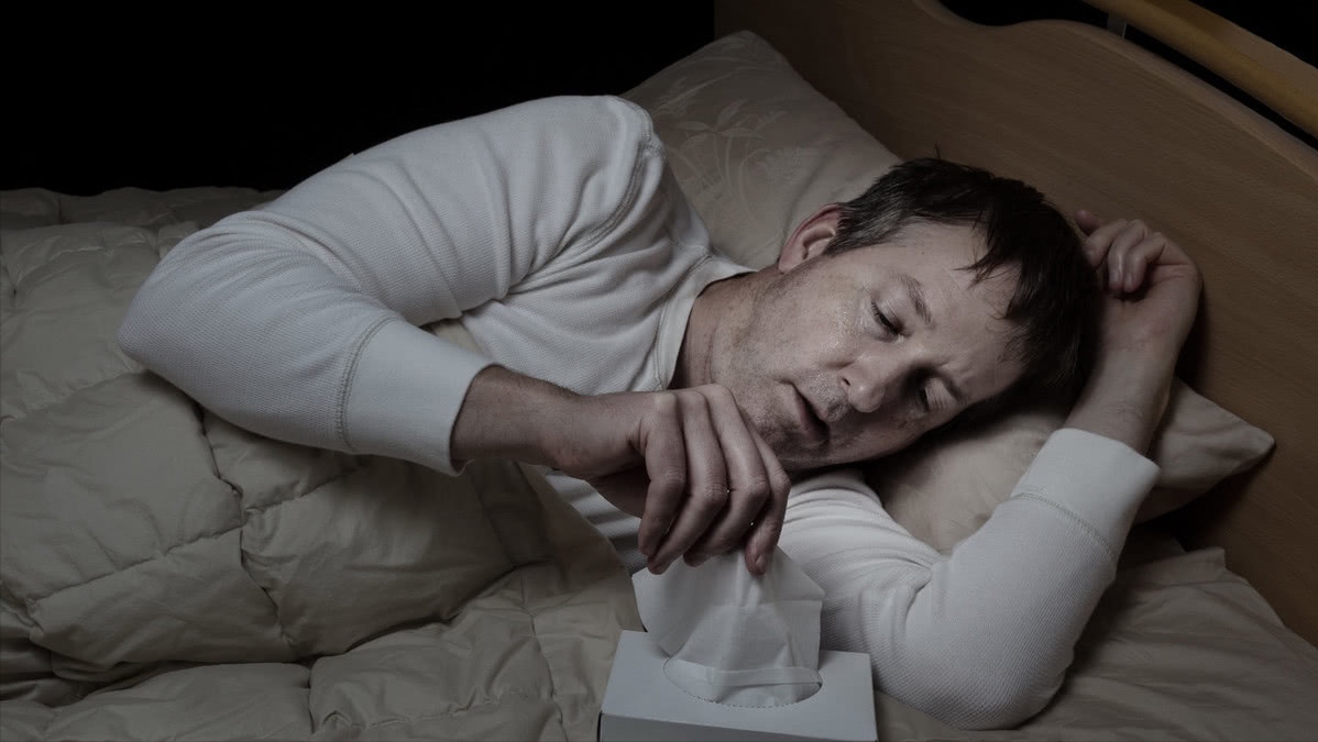 1,夜间呼吸困难排在最前面的就是夜间睡眠过程中出现呼吸困难的状况.