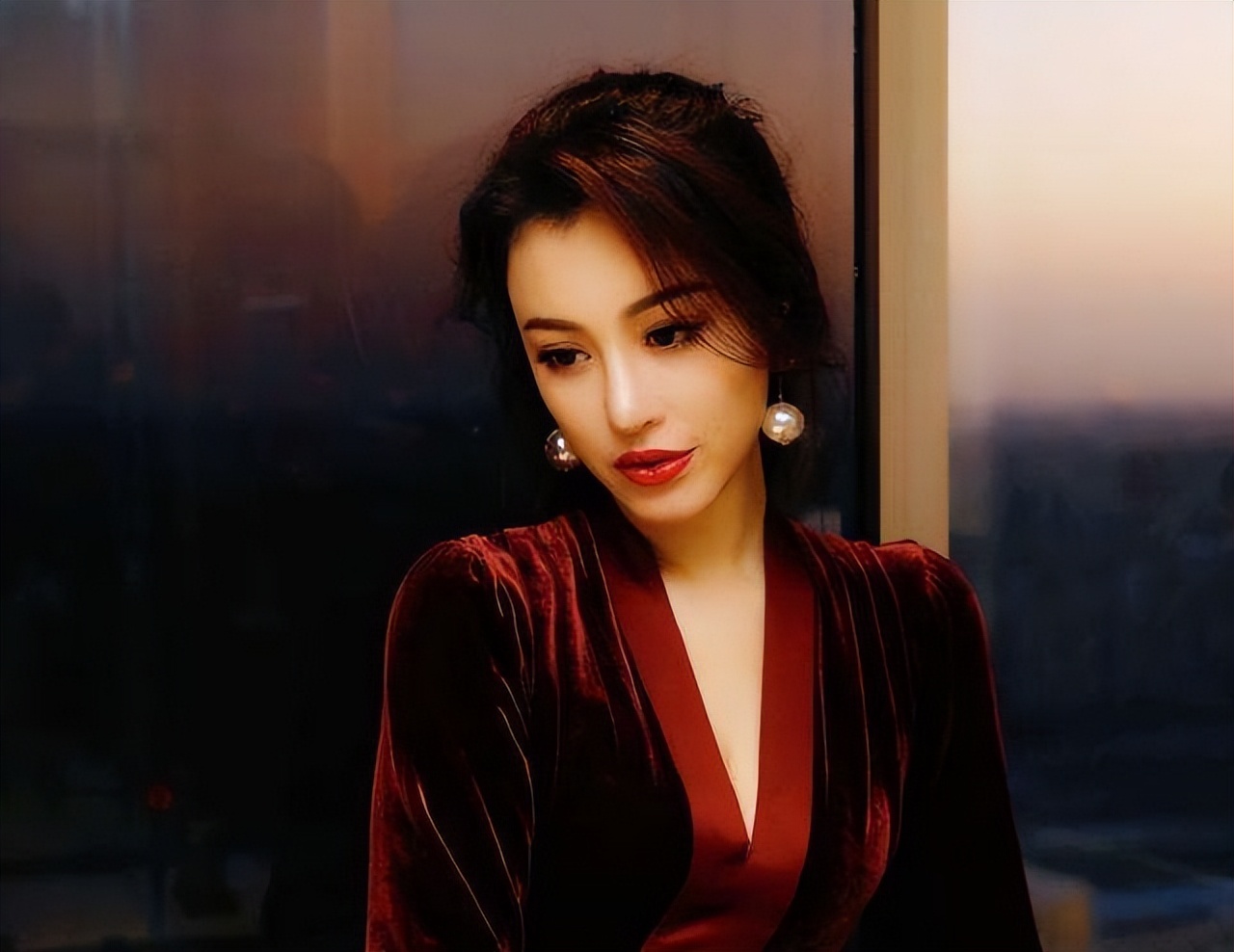 刘翔：和葛天结婚不到一年离婚，二婚娶初恋吴莎，现婚姻状况如何