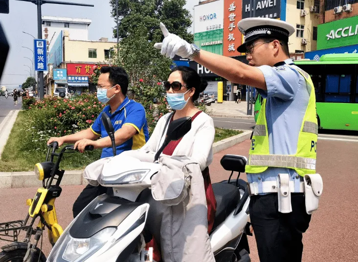 除了上牌、戴頭盔，電動車、三輪車還有這“3禁”，別被罰才知道