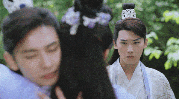 我的母语是无语，没有十年脑梗都写不出这样的剧情