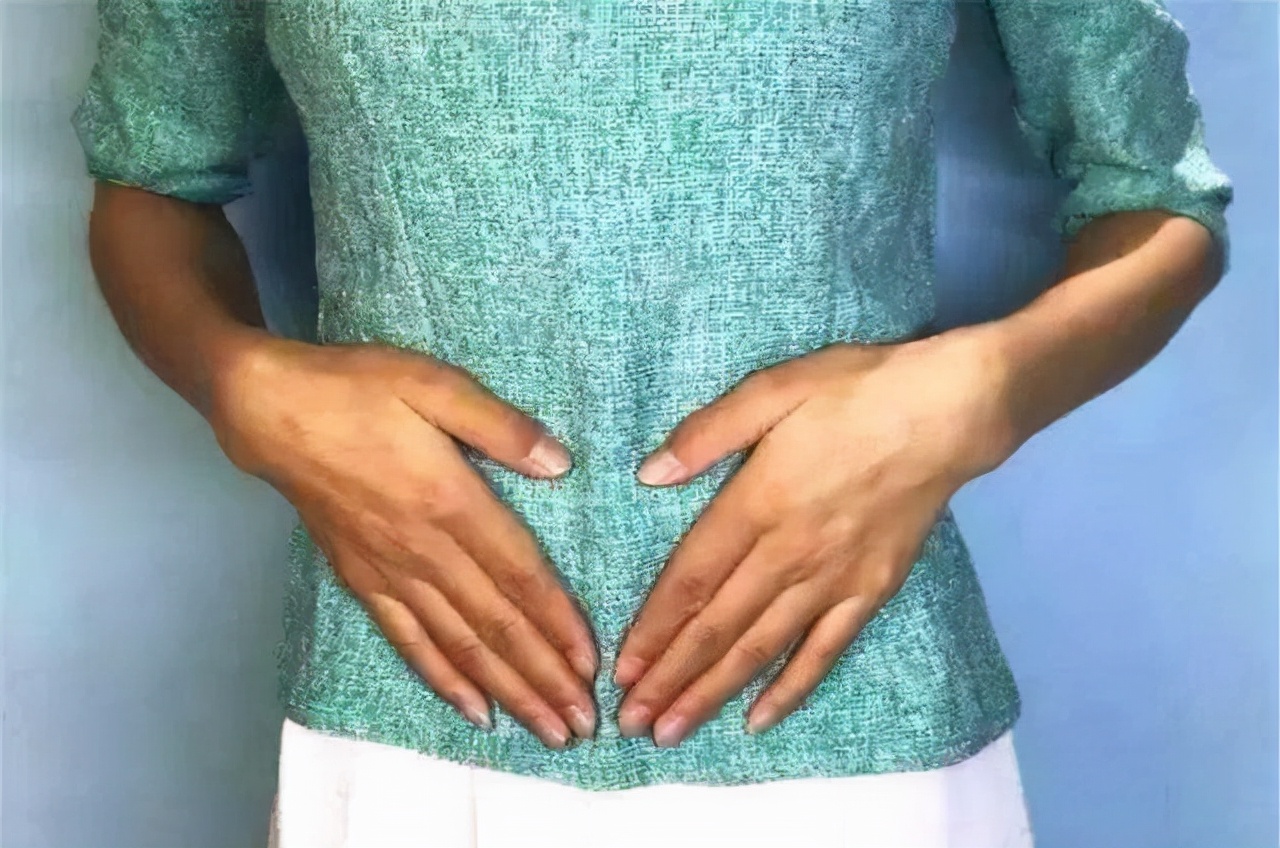 早起空腹吃几粒花生，坚持半个月，这4个好处也许“不请自来”