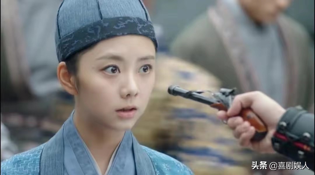 同样是演“高冷男神”，有的帅气逼人，有的面无表情像