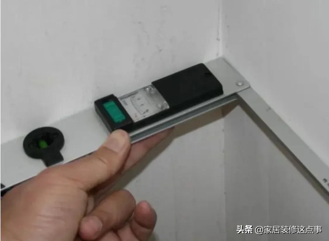 手机维修店装修翻车实录：惨不忍睹的失败案例