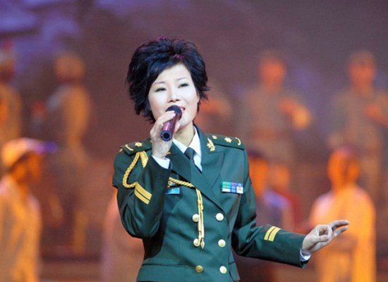 "电视剧歌后"叶凡:演唱会现场病情复发,高烧到去世仅384小时