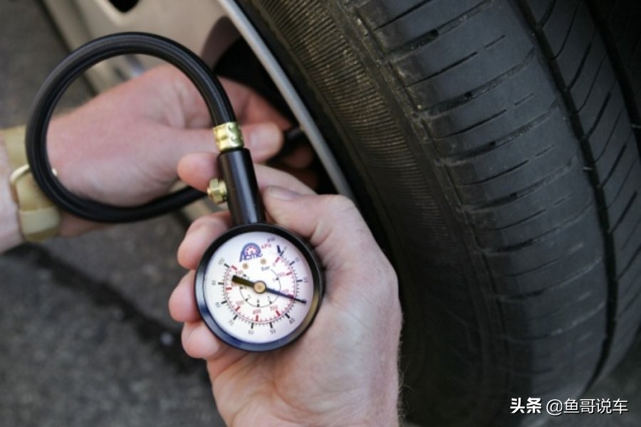 汽车油耗飙升的4个原因，终于被我找到了