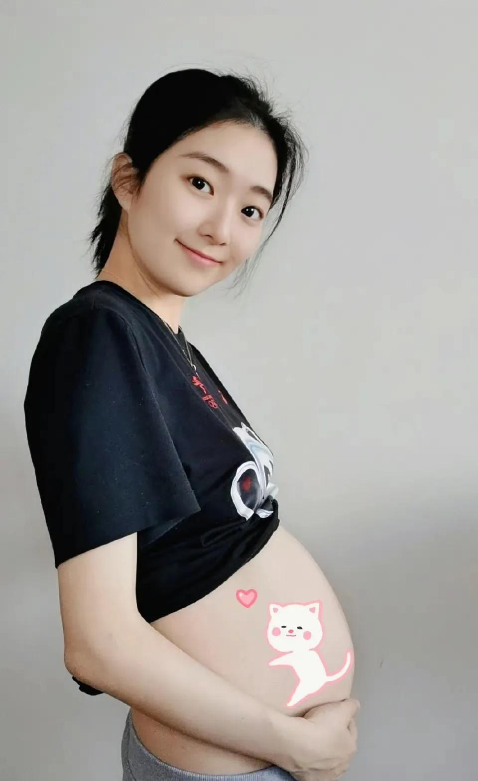 李子君为什么不嫁羽生结弦(“花滑女神”李子君：和羽生结弦、樊振东传绯闻，却闪嫁富二代)