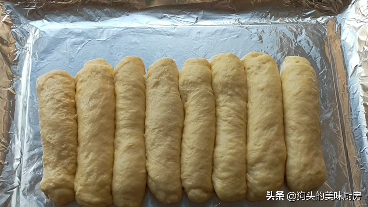 全家都爱吃的面包，不用揉面，不用出膜，出炉柔软又拉丝，太香了