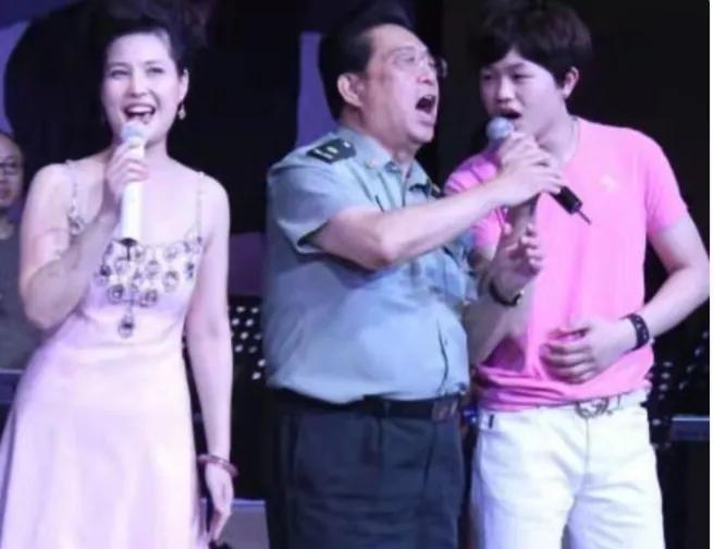 “四大名爹”中李双江和李刚现状：一个失踪，一个81岁仍卖命商演