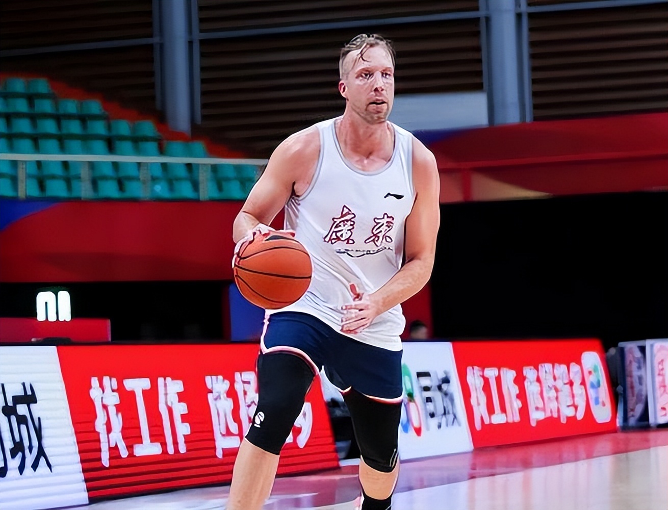 cba里面哪个球员不行（广东队不敌黑马，这四位球员表现糟糕是主因）