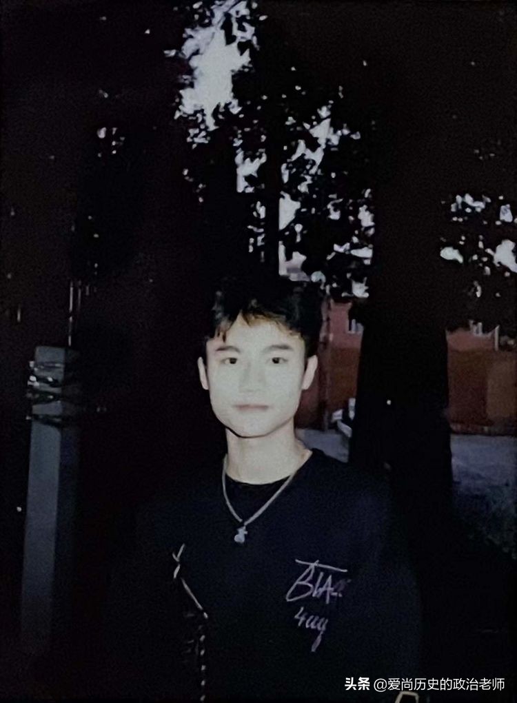 11位清华大学学霸来任市中学啦