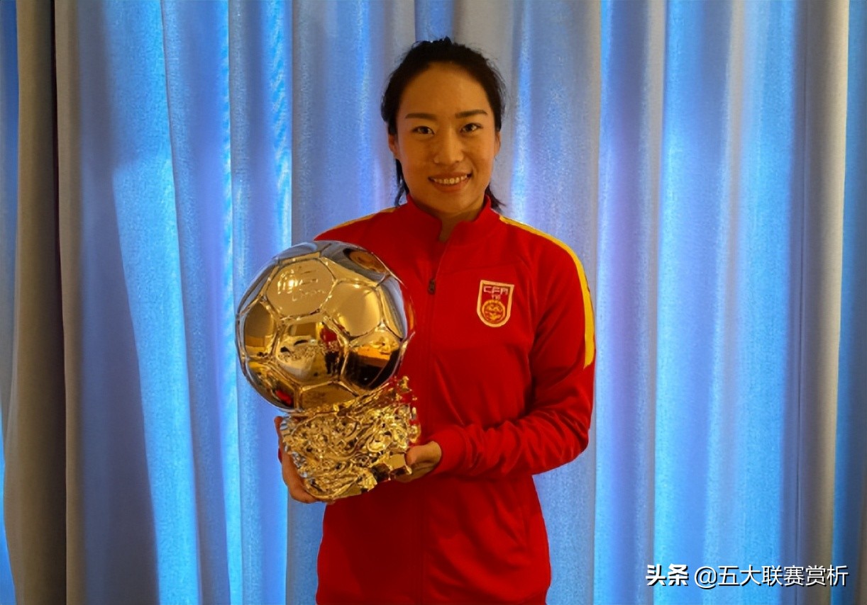 中国女足夺冠功臣唐佳丽又遭弃用,或被迫离开热刺