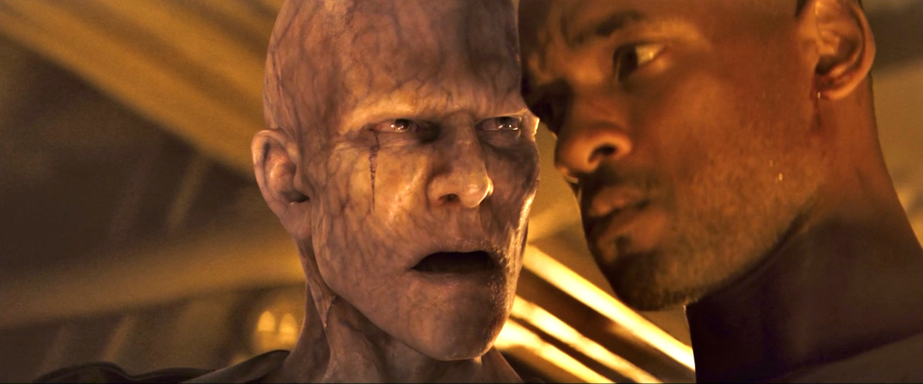 病毒造成56亿人死亡,6亿人变成丧尸,《我是传奇》夜魔起源揭秘