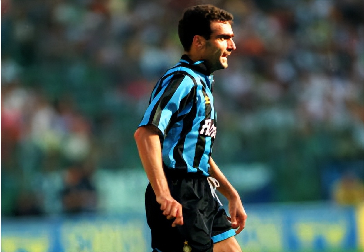 吉乌塞普·贝尔戈米,职业生涯全部效力国际米兰,帮助国际米兰夺得1个