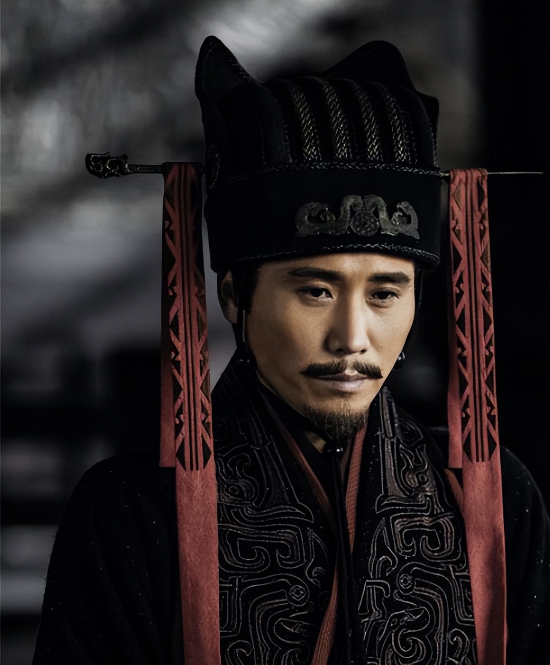 谍战剧《信仰》今晚开播，阵容雄厚，凭3大看点，欲再掀收视狂潮