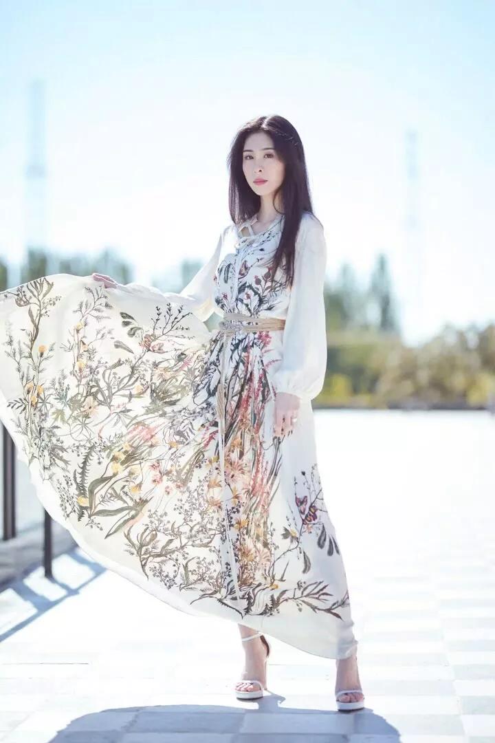 张碧晨的高跟鞋美图大赏