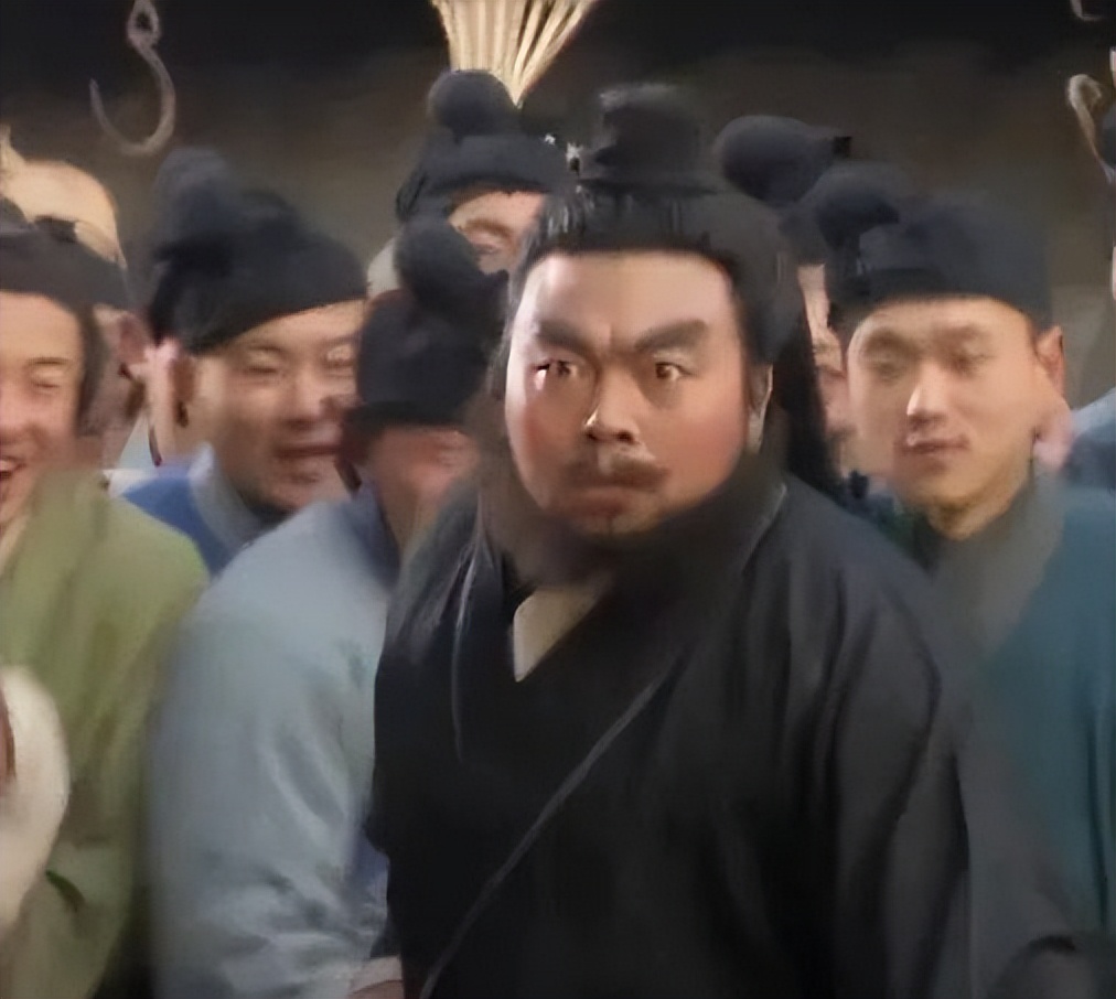 李靖飞：凭两段戏打动导演，61岁时患脑溢血，陆树铭为他筹款治病