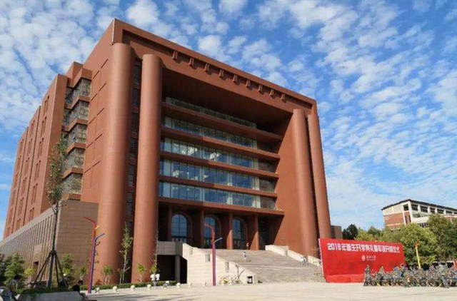 河北高校预算排名出炉！河北师大赶超河工大，河北大学跻身前三