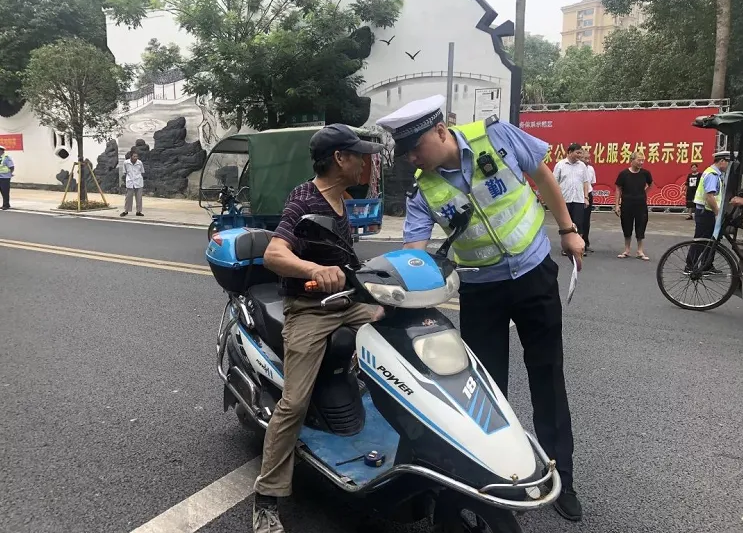 持有C1駕駛證，有3種電動車可以騎，有2類不能騎，別再被罰才知道