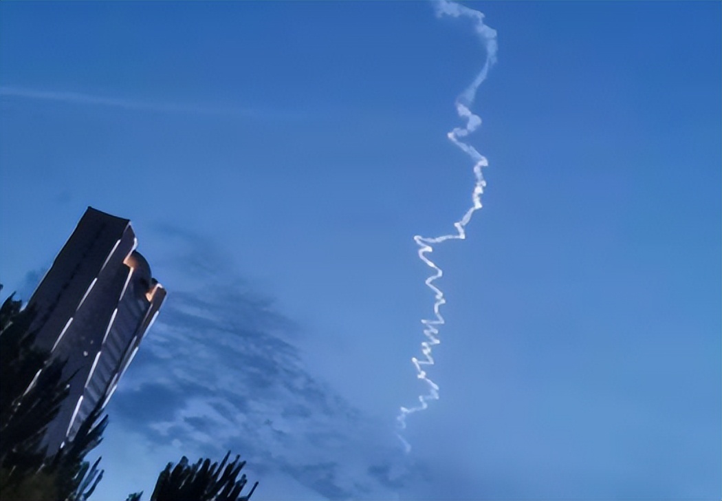 �й�½���жη�����������ɹ�����ֵ��������������003��ĸ