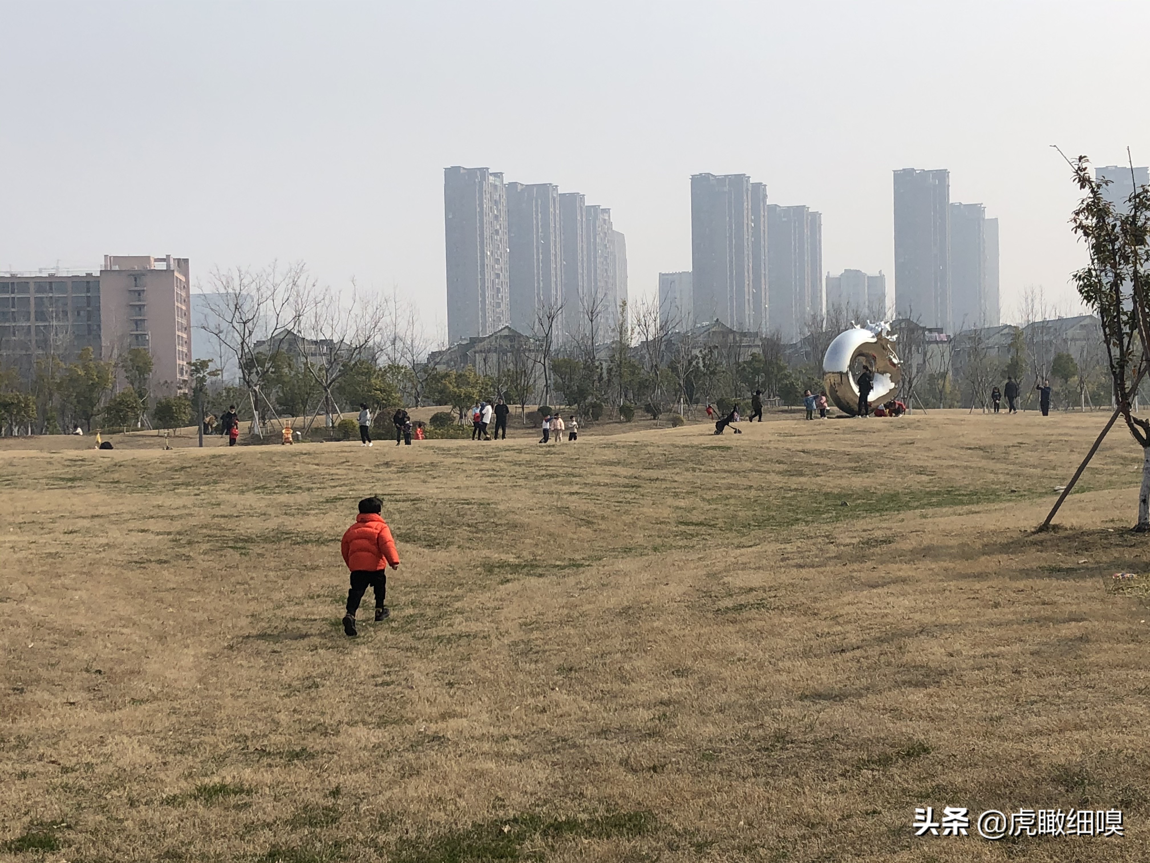 下沙篮球馆(下沙钱塘生态公园：能挖沙，打篮球，踢足球，适合休闲的公园)