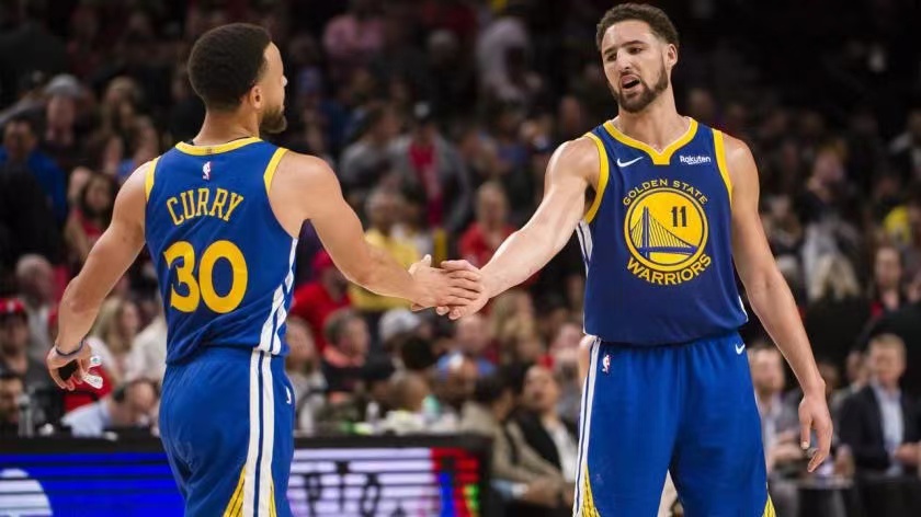 nba常规赛勇士vs掘金（勇士战胜掘金，晋级半决赛！谁注意到威金斯的表现？他付出了许多）