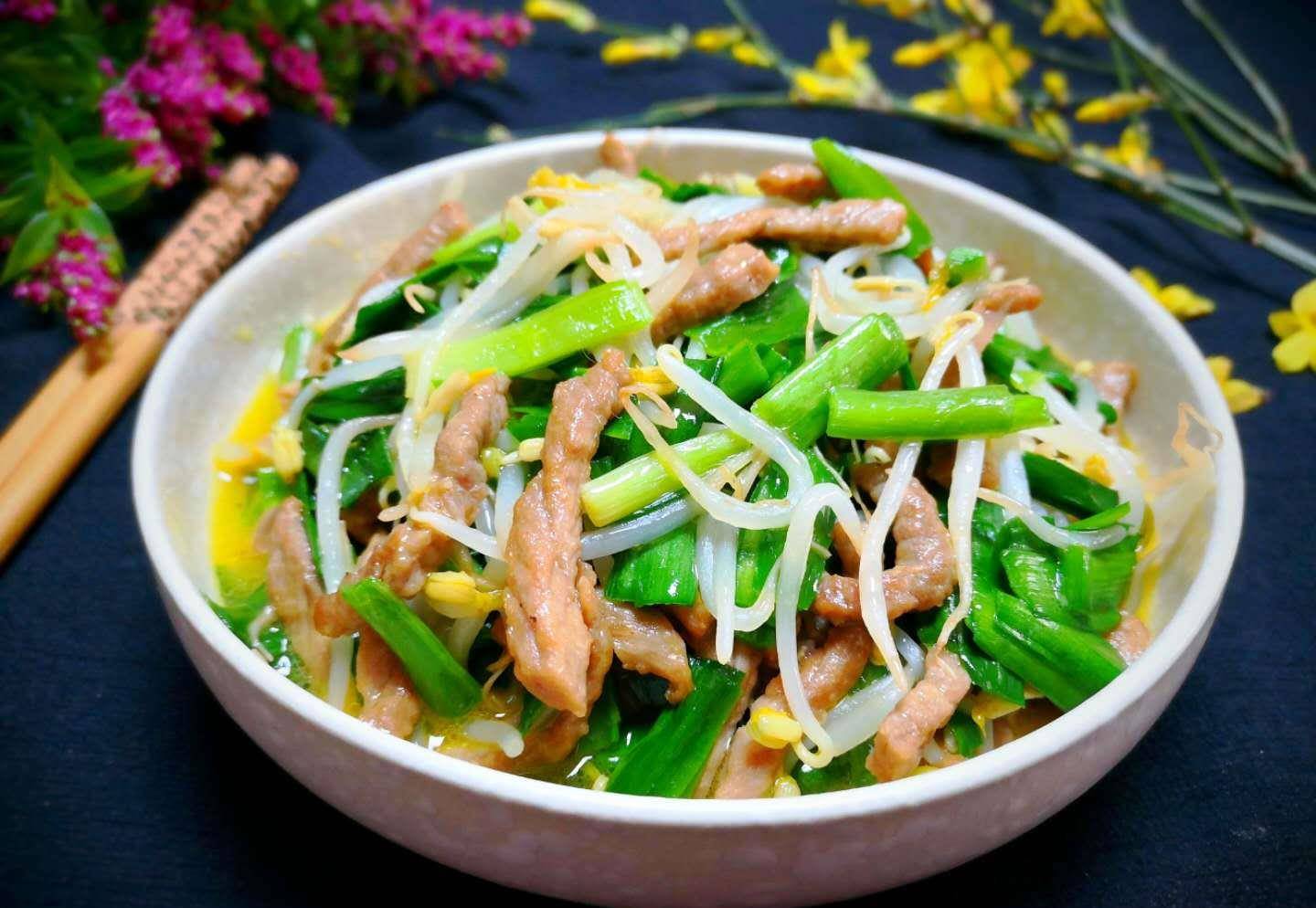 图片[2]-【韭菜炒牛肉】做法步骤图 营养解馋超下饭 隔壁小孩馋得不行-起舞食谱网