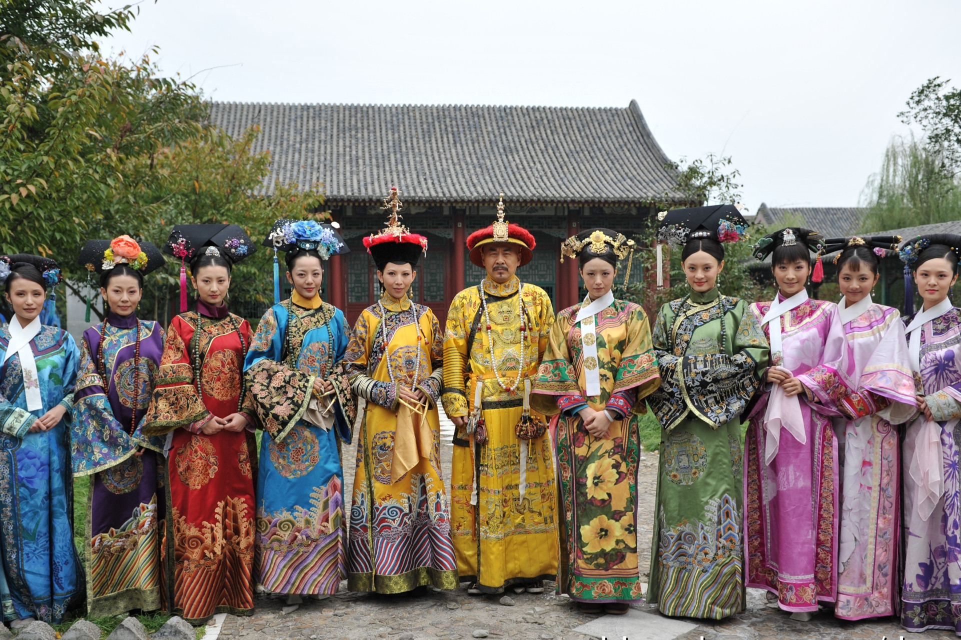 甄嬛传片尾曲歌词 甄嬛传前奏-世界十大百科