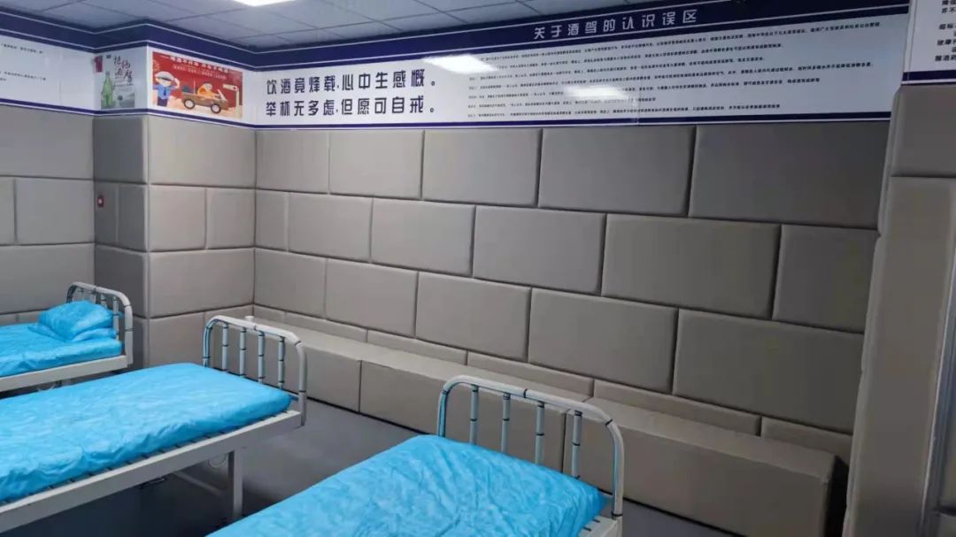 榆林公安高新分局明珠路派出所驻高新医院（醒酒中心）警务室挂牌成立