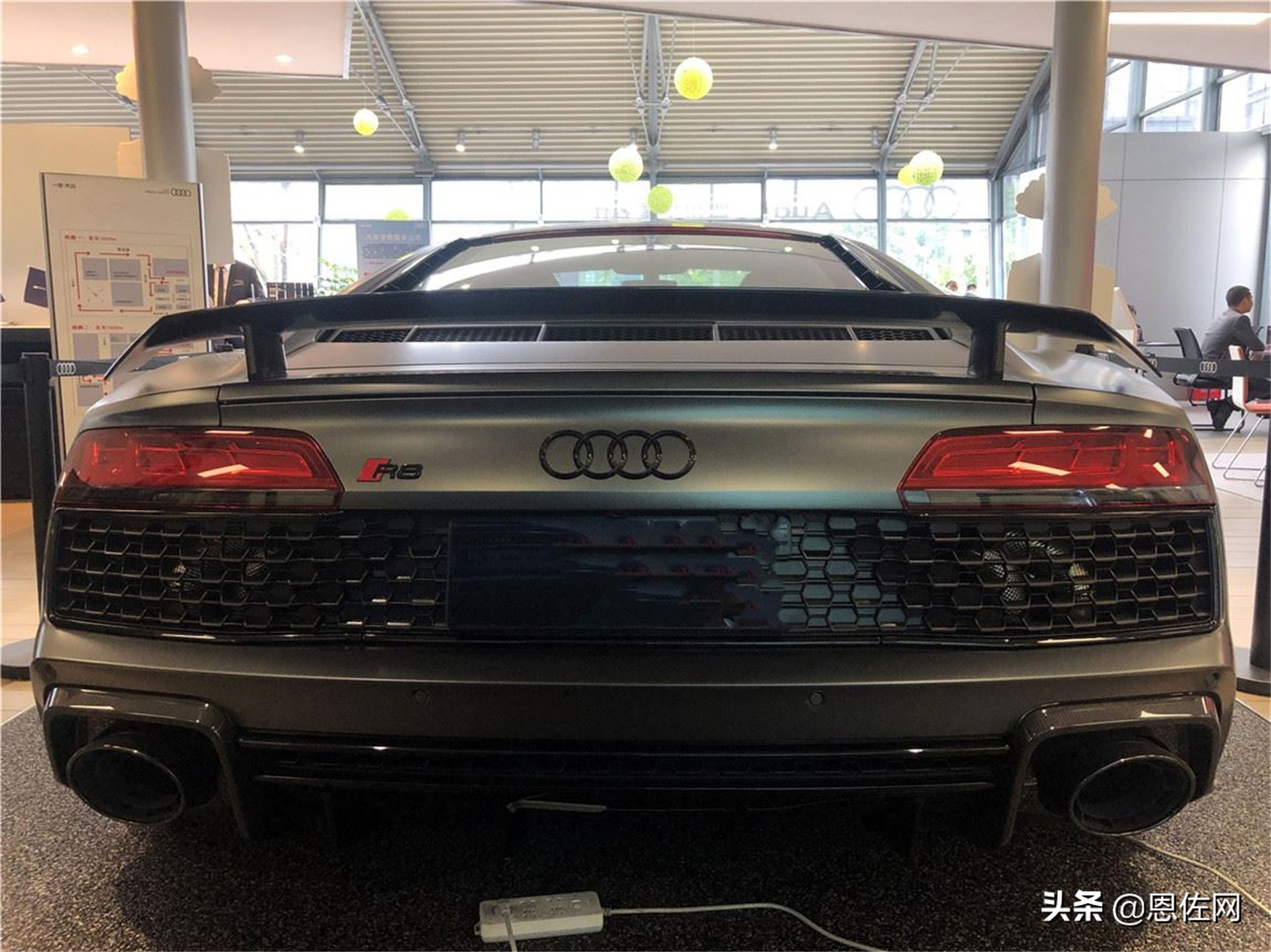 目前最贵的奥迪，没有之一，国内限量10台，有人见过吗？