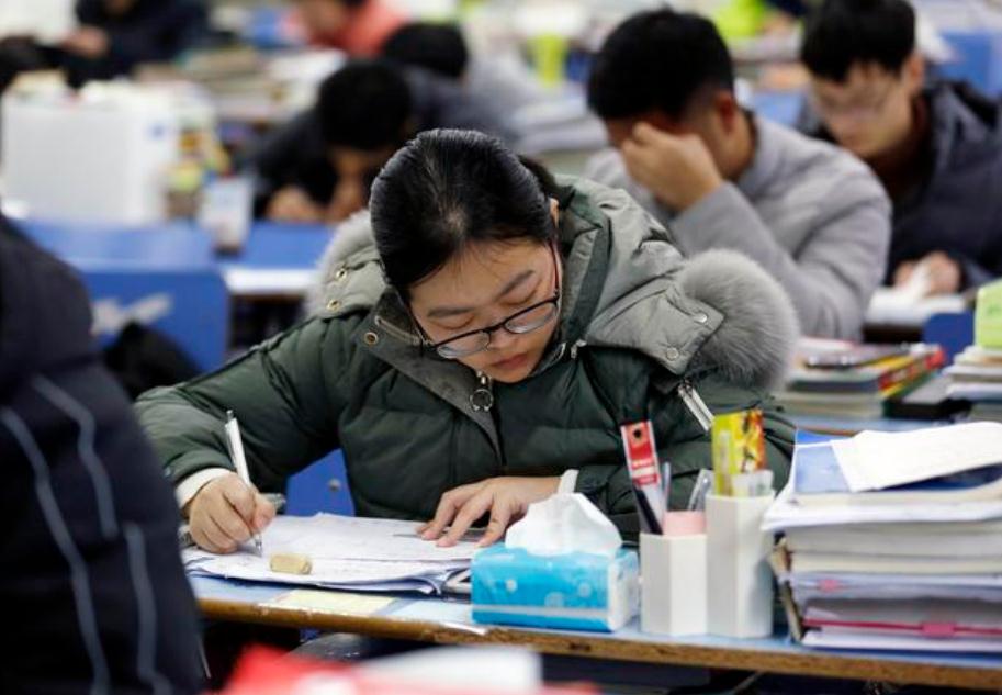 考研和高考哪个“含金量”更高？上岸学姐一语道破，两者差距不小