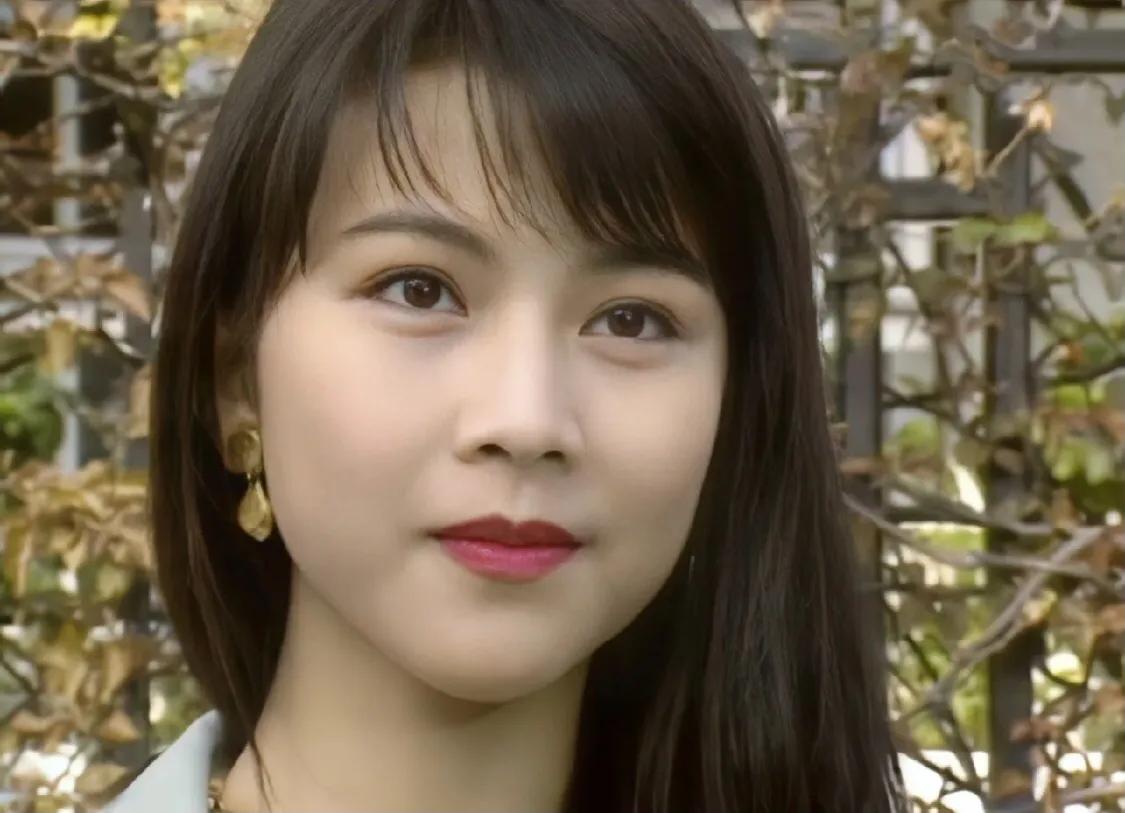 港台明星图集-蔡少芬