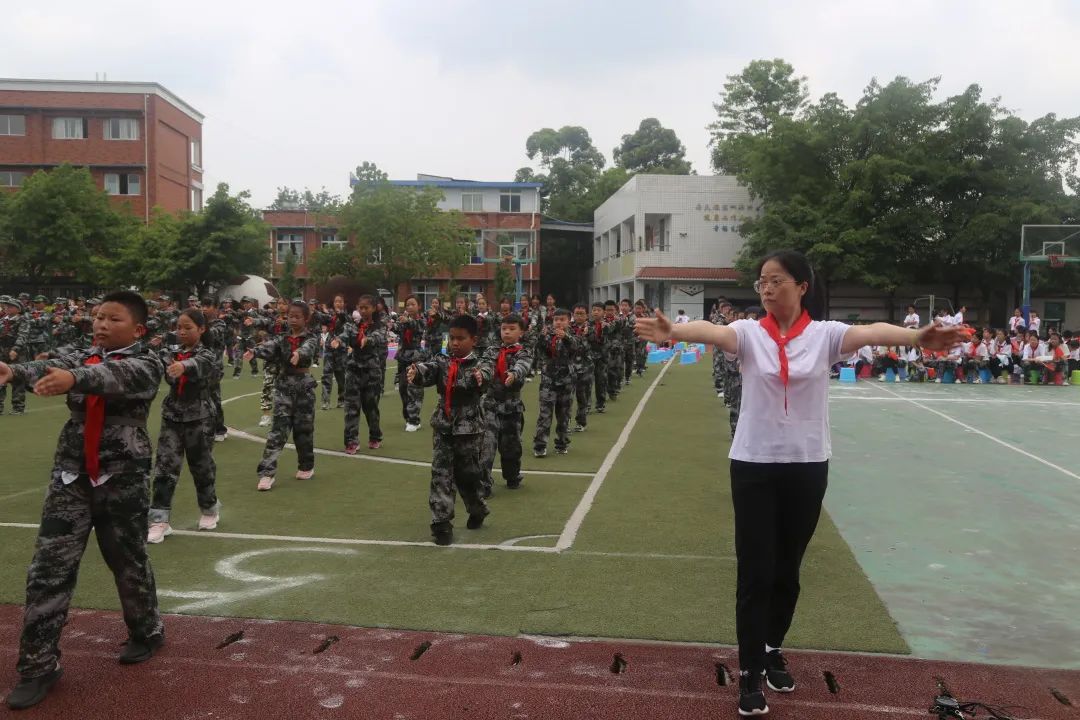 四川天府新区合江小学热烈庆祝“六一”国际儿童节