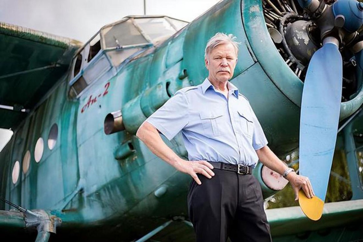 ���طɻ�ͻ�Ʊ�Լ����������غ��������һ�ˣ�6��ս����û��ס