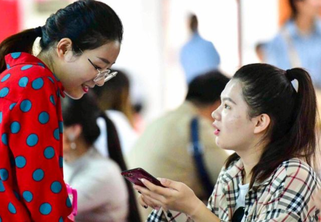 同班毕业生前途却迥然不同，辅导员说出实情，差距入学时就已体现