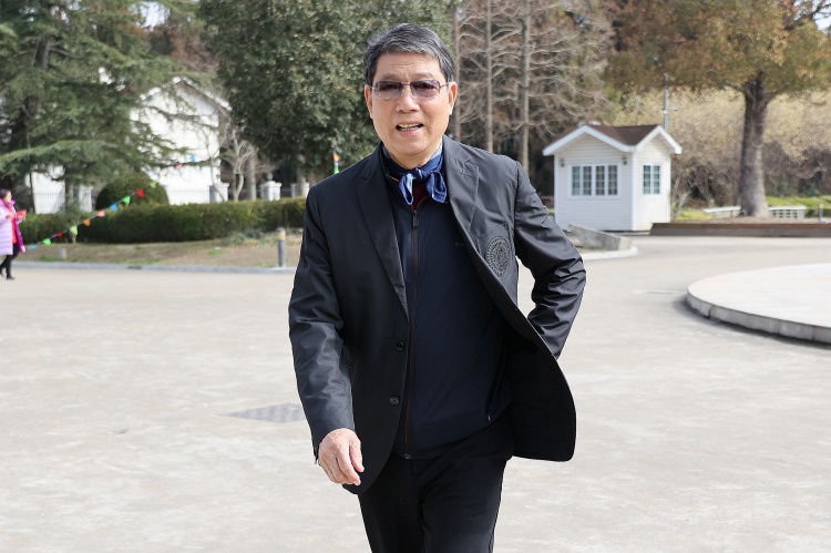 足球運動員李明出生地（「足壇人物志」范志毅-誰敢橫刀立馬，唯我“范大將軍”）