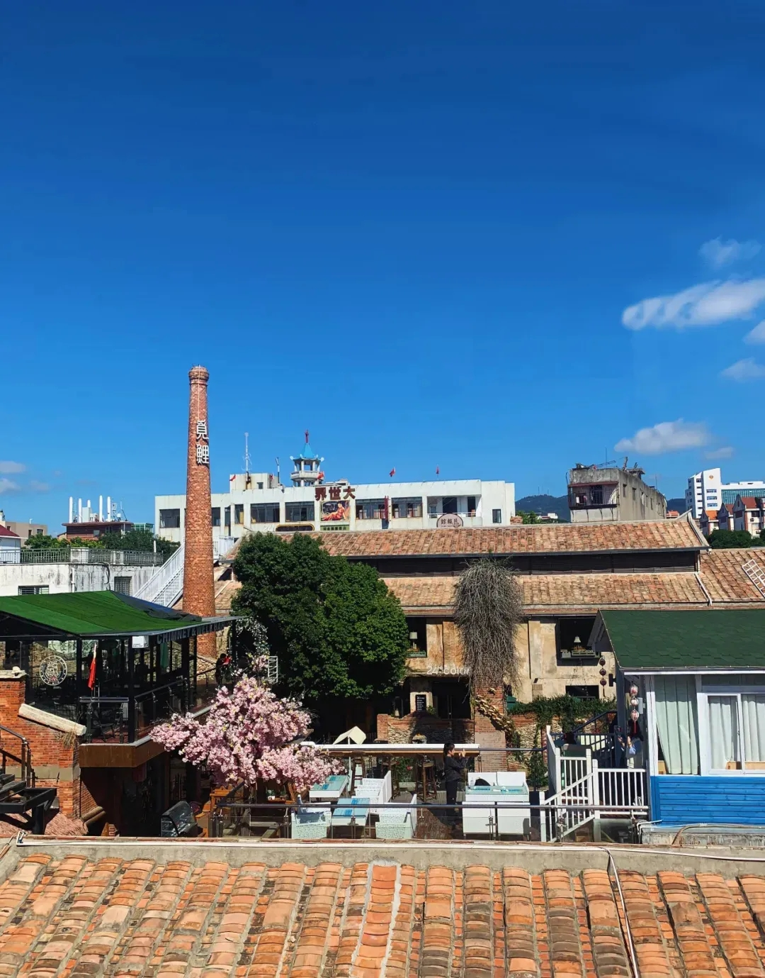 老厂房商业改造(超火!这30个"老厂房变身"的网红商业,个个能打)