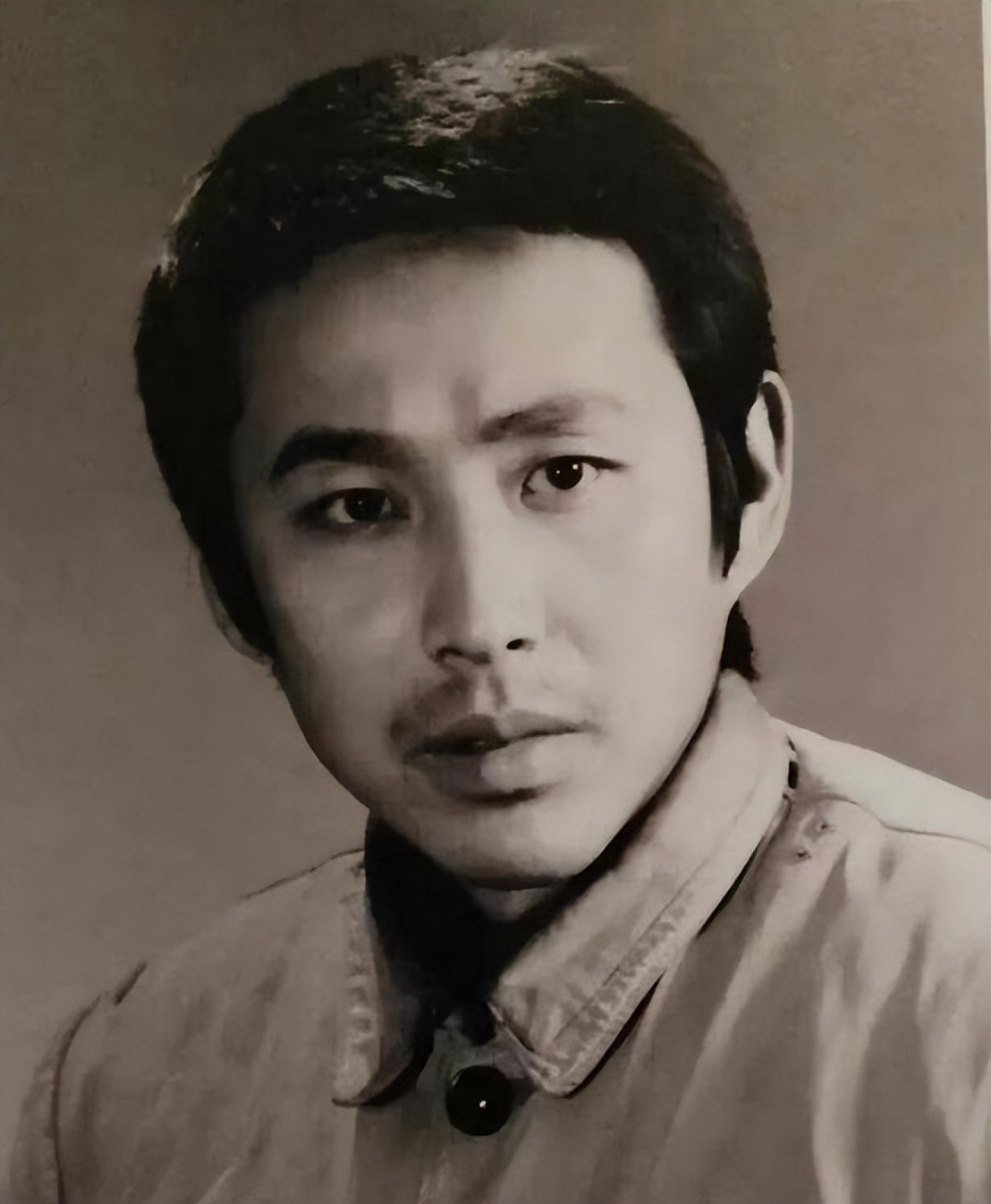 陈道明:娶央视主持人杜宪,与妻子互相成就,如今女儿是他的骄傲