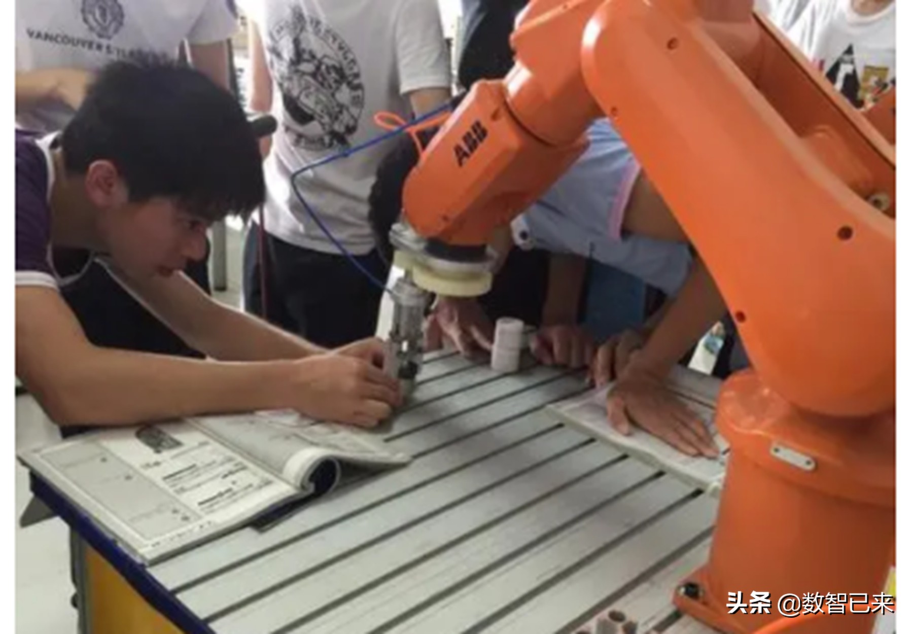 工业机器人系统操作员单项选择考试题 - 标件库
